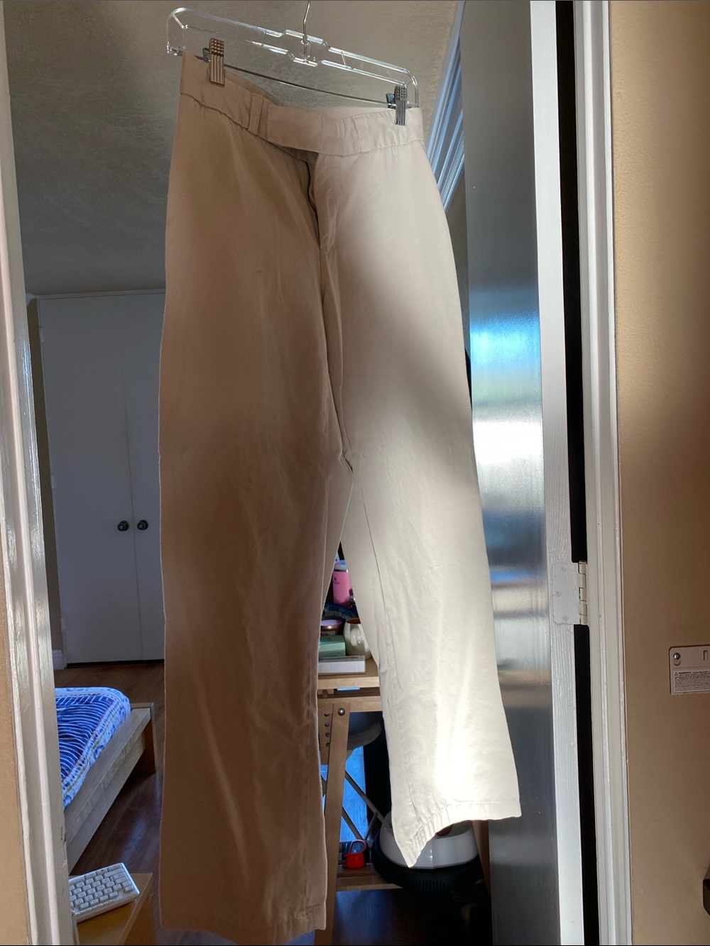 Classic Straight-Leg Pants in Khaki
